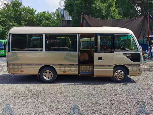 23-29 используемый местами автобус Тойота автобуса Тойота используемый каботажным судном с роскошным внутренним украшением