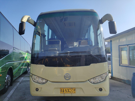 Автобус Kinglong 47 мест подержанный использовал регулярный пассажира пригородных поездов 170kw пассажира города тренера