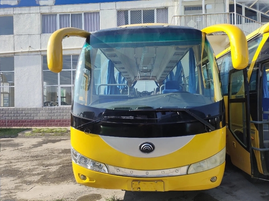30 мест использовали двигатель подержанное Yutong ZK6798 Yuchai цвета тренеров пассажира желтый