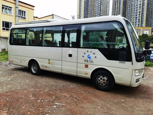 Используемый минибус 16 Seater 2016 автобус ZK6729D Yutong руки сползая окна LHD/RHD 2-ых мест двигателя 19 года передний