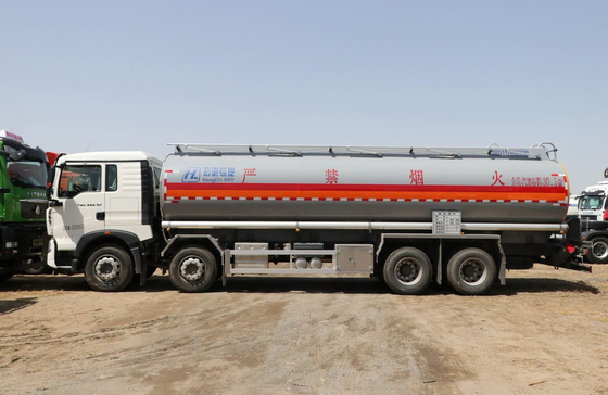 Использованный контейнер для нефти 30000 литров Howo T5G Нефтяной танкер Грузовик 4 оси кабины с спальным