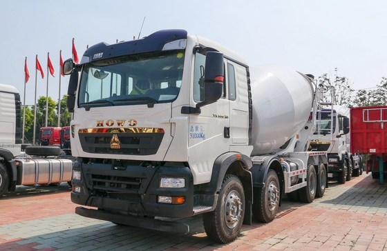 Автомобиль для смешивания бетона Howo 7,8 кубических танкера Howo TX 8 * 4 режим привода Weichai 350 л.с.