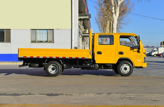 5-тонный грузовик 2 ряда кабина 2+3 места плоская кроватка с 3,2-метровым двигателем Юней 116 л.с.