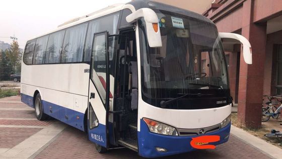 Автобус используемый брендом туристического автобуса Kinglong Sencond руки XMQ6898 39seats с хорошим состоянием двигателя зада AC голубым и белым цвета