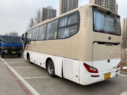 Используемая модель XMQ6802 32 автобуса Kinglong усаживает стальным туристический автобус шасси левым используемый ручным приводом