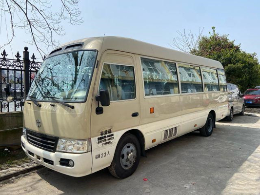 Используемый автобус каботажного судна Тойота мини в 2011 используемой годом дизельным двери эксплуатируемой руководством везет используемый роскошный автобус на автобусе с 23 местами