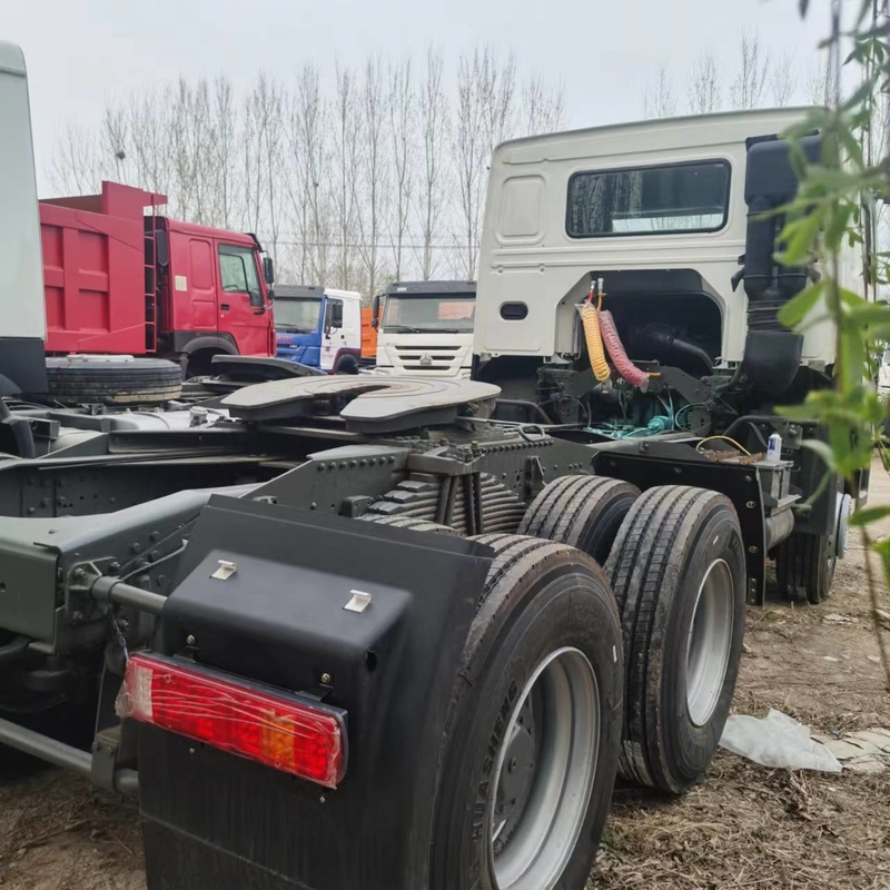 Сверхмощные 10 колес подержанное Sinotruck Howo использовали тележку трактора с двигателем Weichai
