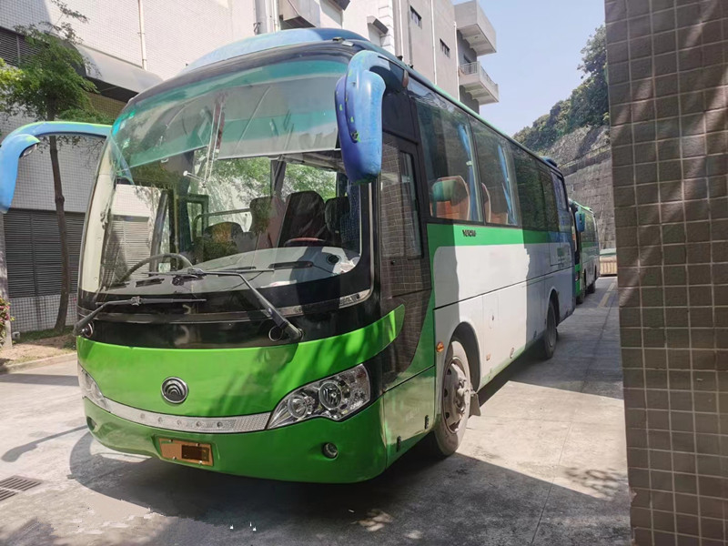 39 используемых местами двигателей дизеля тренера RHD автобуса ZK6888 Yutong управляя для перехода