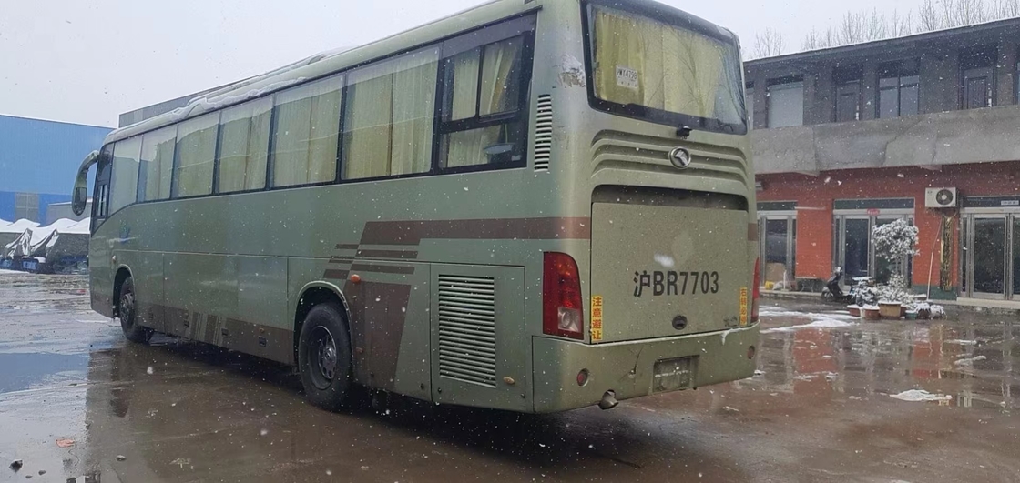 55 автобус используемый местами тренера подержанное Kinglong XMQ6129 с управлением рулем двигателя дизеля LHD