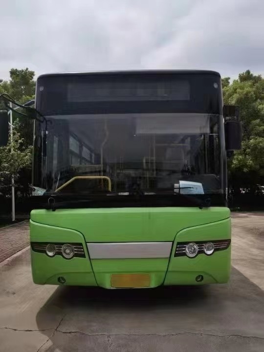 Двигатель дизеля автобуса 60seats тренера привода автобуса Zk6128 используемый городом Yutong правый осмотр достопримечательностей