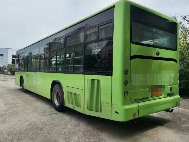 Двигатель дизеля автобуса 60seats тренера привода автобуса Zk6128 используемый городом Yutong правый осмотр достопримечательностей