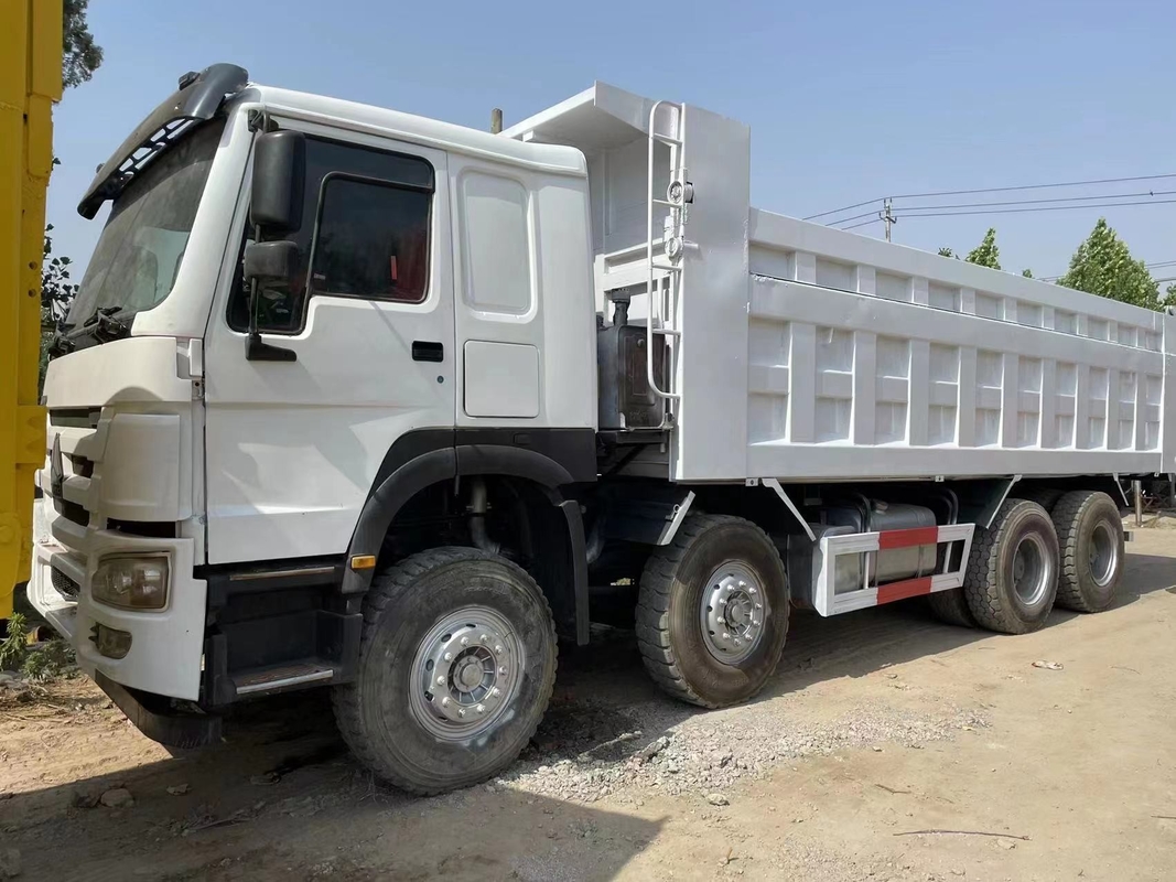 8*4 использовало самосвал 40ton Мицубиси Fuso 12 катит подержанную тележку с 380HP