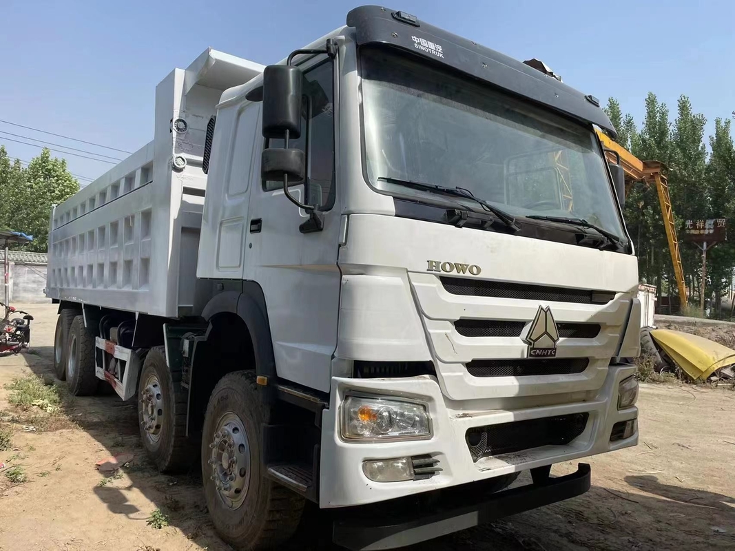 8*4 использовало самосвал 40ton Мицубиси Fuso 12 катит подержанную тележку с 380HP