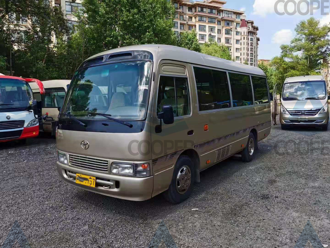 23-29 используемый местами автобус Тойота автобуса Тойота используемый каботажным судном с роскошным внутренним украшением