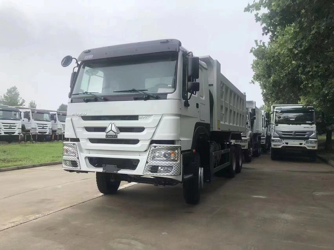371/375hp использовало управление рулем левой стороны тележки Tipper сброса в двигателе WD615.47 евро II запаса