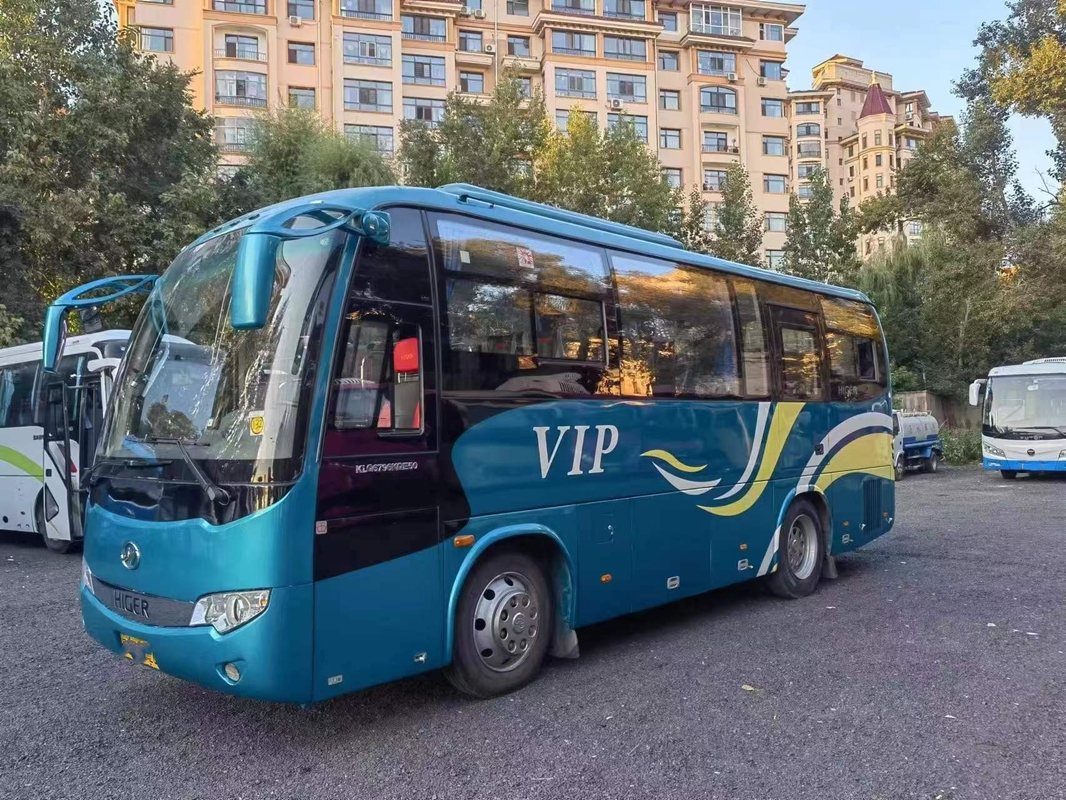 Роскошное более высокое KLQ6796 использовало подвес весны плиты двигателя 147kw зада мест LHD автобусов 34 тренера