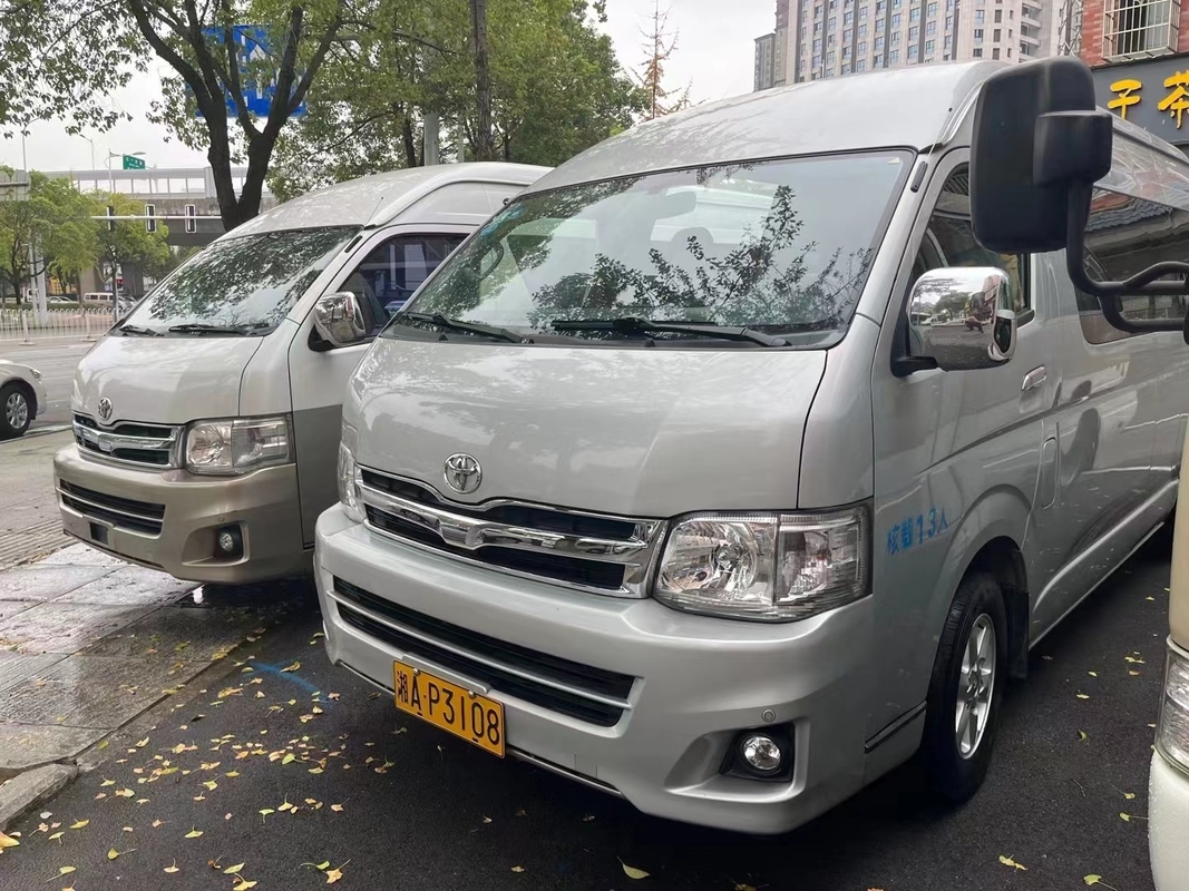 2018 автобус Тойота Hiace года 13 используемый местами с автобусом используемым бензиновым двигателем мини для Нигерии
