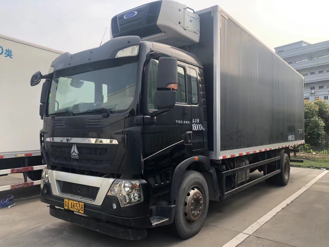 Тележка контейнера тележки холодильника колес HOWO 10 используемая 6*4 Refrigerated замораживателем для продажи