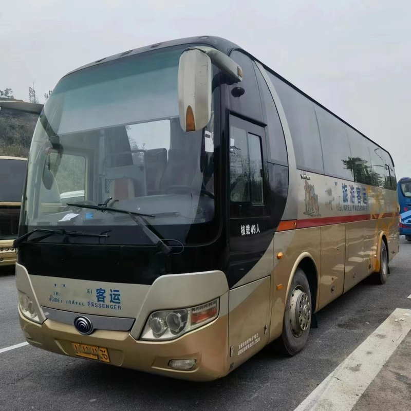 2-ой бренд Yutong 49seater тренера ZK6110 руки использовал двигатель Yuchai дверей автобуса перемещения одиночный