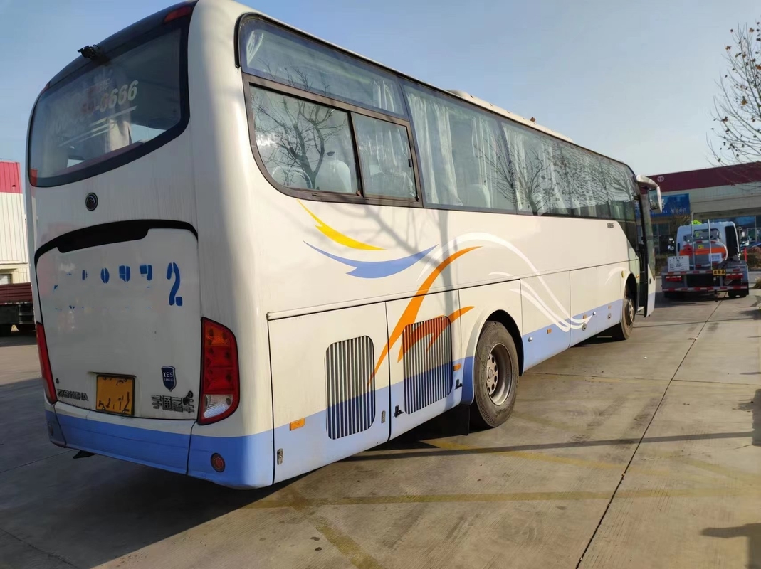 Используемые дизельные автобусы выпрямляют автобус двигателя Yuchai зада Yutong Zk6110 2+3layout 62seats автобуса Steeing
