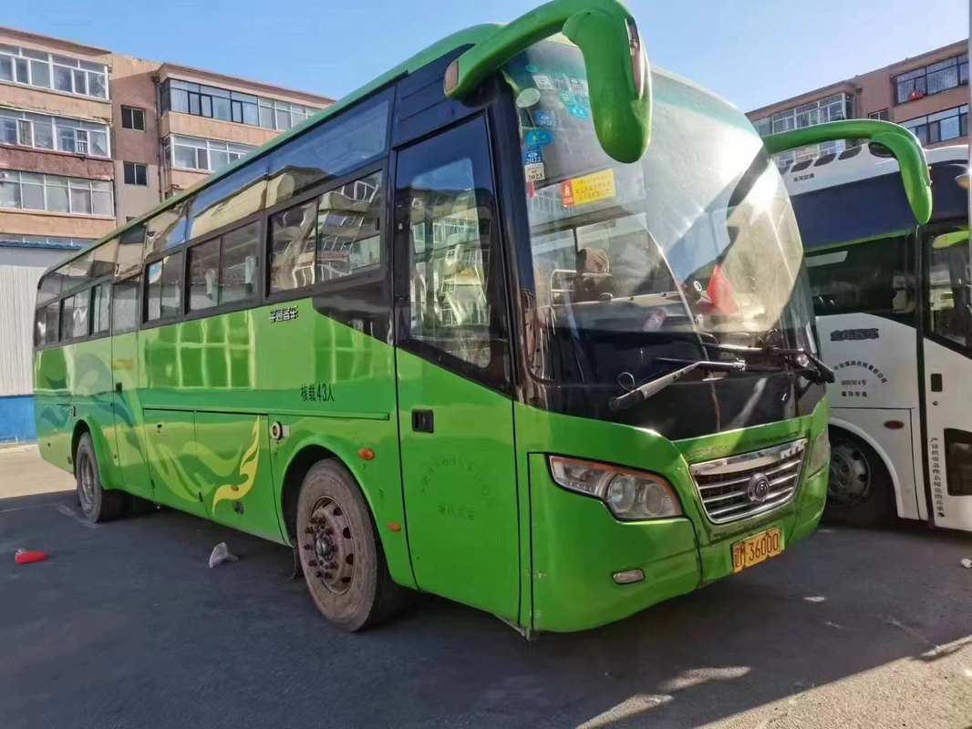 Автобусы дальнего следования 2015 автобус двигателя фронта мест ZK6102D года 45 использовали автобус Yutong