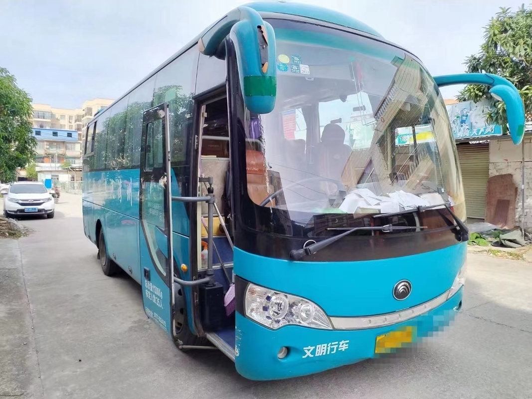 2-ой автобус руки использовал автобус автобуса Zk6808 33 Seater Yutong с двигателями дизеля LHD управляя