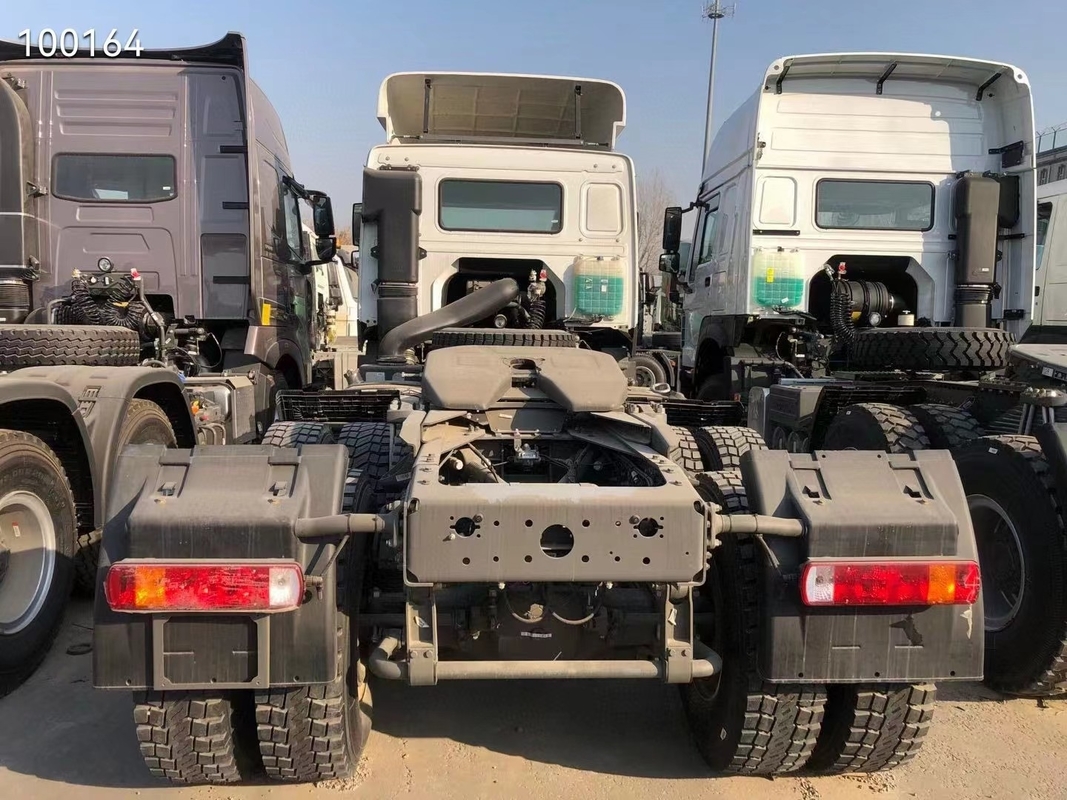 Используемое управление рулем тележек 6*4 371hp Howo левое использовало тележку блоков трактора Sino