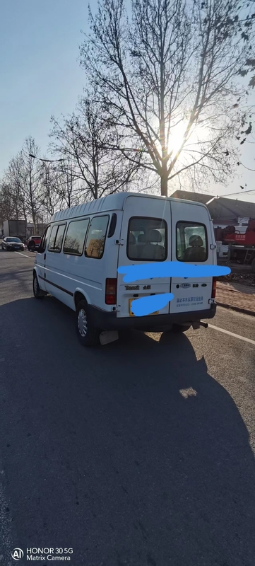 Используемые мини фургоны 2015 год использовали автобус 15 Seater ручной передачи автобуса Форда Hiace мини мини