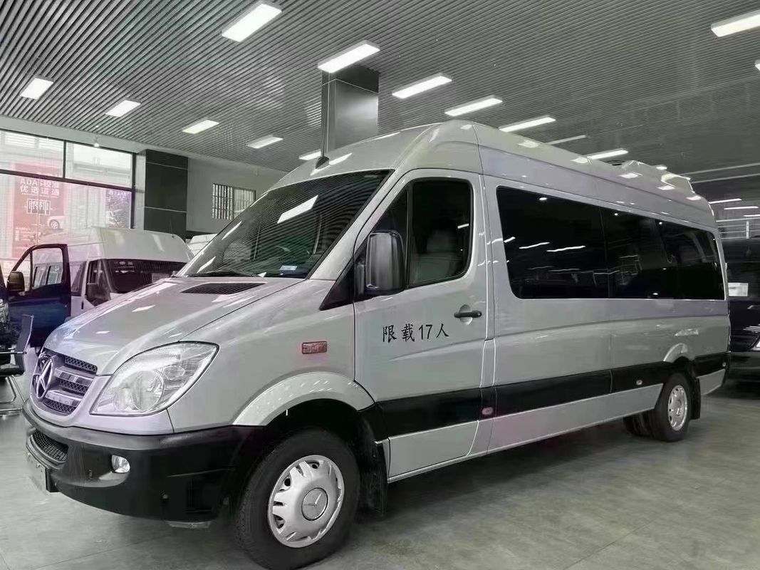 Подержанным 17 корабль Benz FA6710 минибуса Seater первоначальным используемый двигателем дизеля универсальный