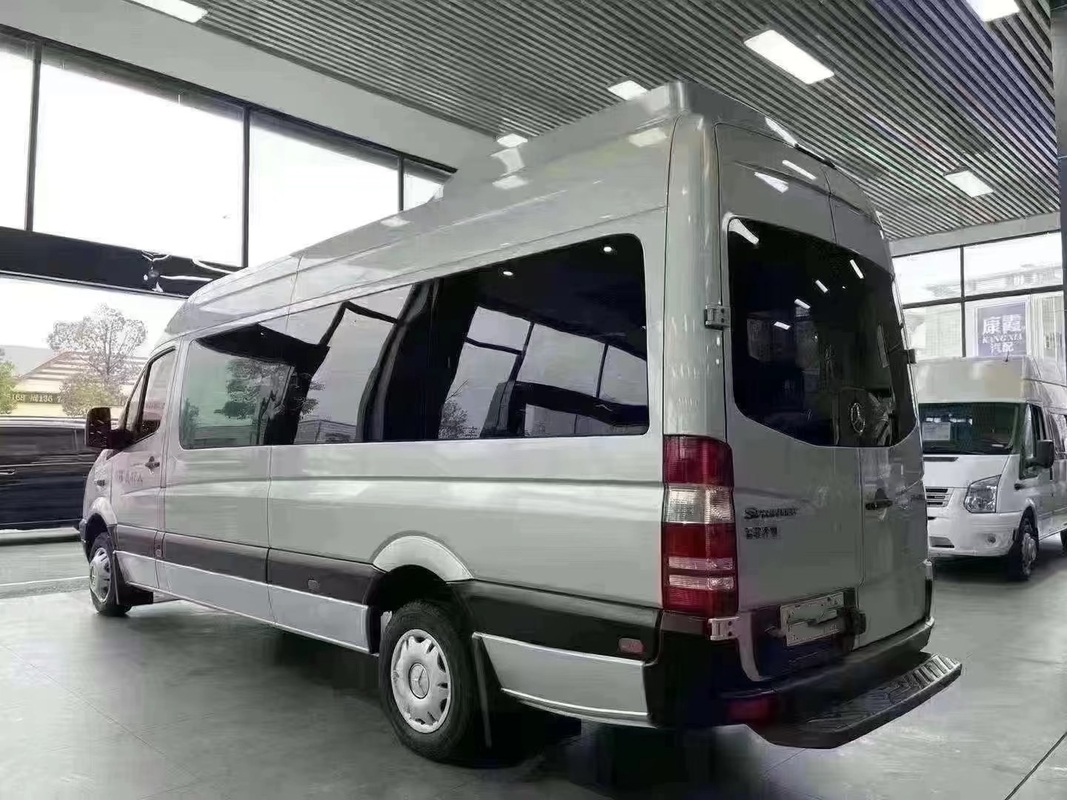 Подержанным 17 корабль Benz FA6710 минибуса Seater первоначальным используемый двигателем дизеля универсальный