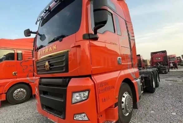 Используемые дизельные цилиндры режима 6 привода тележки 540hp 6×4 трактора Sinotruck Sitrak тележек в линии