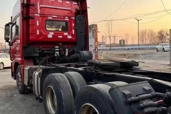 Используемая тележка трактора двигателя 500hp 6×4 SHACMAN D'LONG X3000 Weichai кабины крыши прицепов для трактора высокая