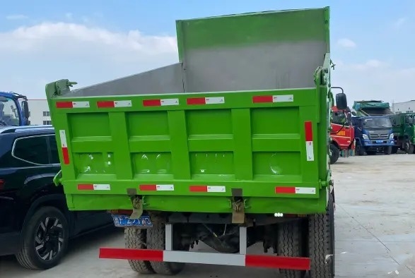 Номинальная нагрузка 15.37t коробки передач цвета SHACMAN SX3310 самосвала 150hp 4×2 минирования зеленая быстрая