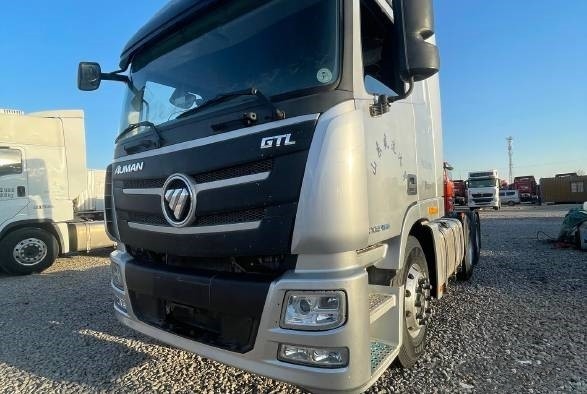 Во-вторых трейлер массовое 40t трейлеров 6X4 460hp Макс ручного резца использовал сварочный трактор Foton BJ4259