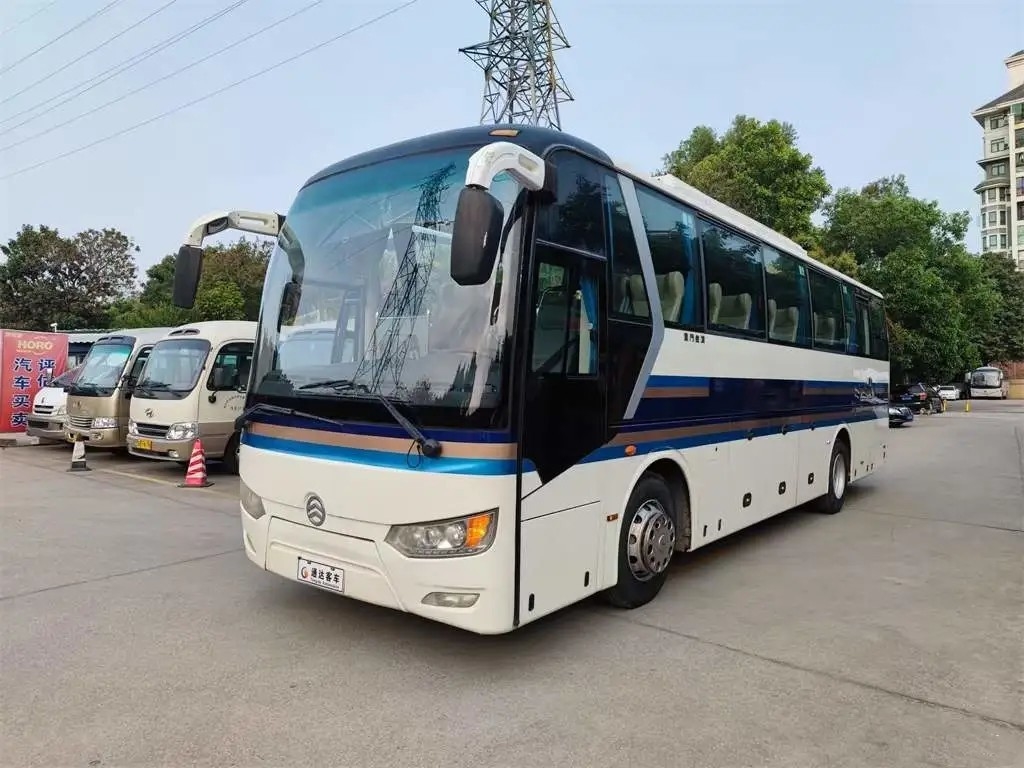Используемый автобус XML6102 дракона роскошного багажного отделения кондиционера двери мест автобусов 47 одиночного большого золотой
