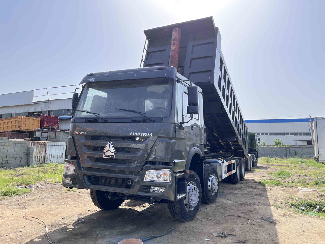Используемый двигатель тележек Tipper 371hp Sinotruck 10,5 метра номинальной нагрузки 8×4 подержанного HOWO ZZ3317 16t