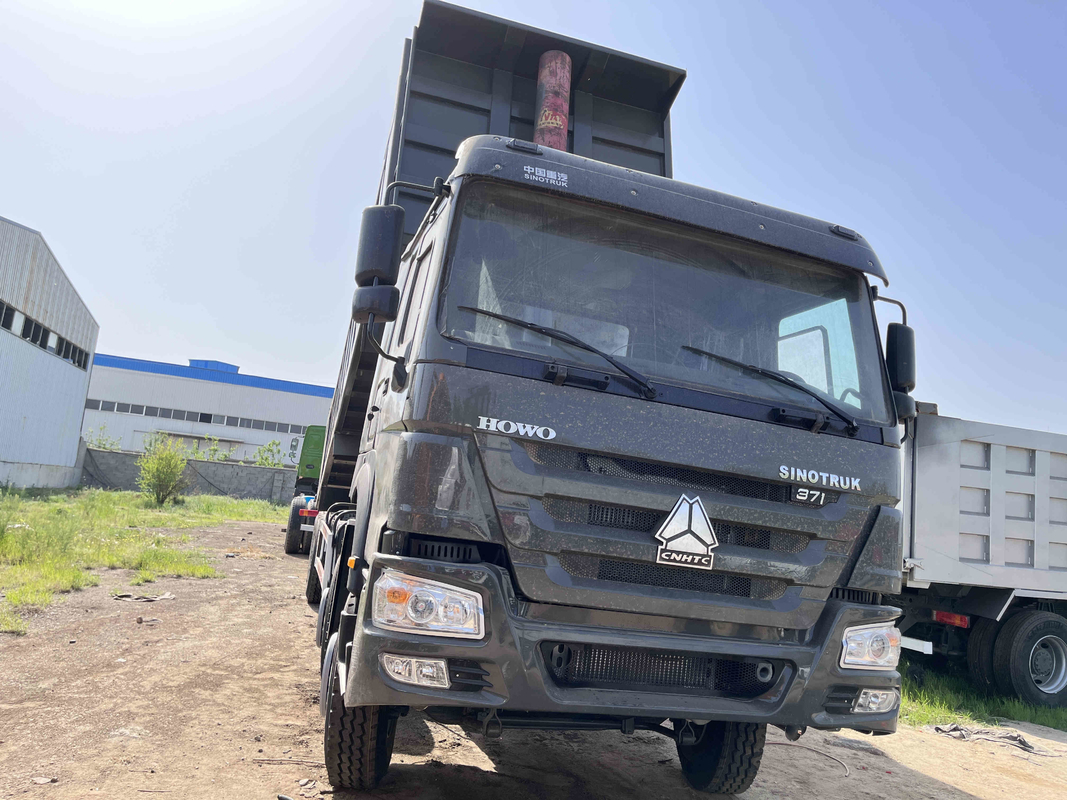 Используемый двигатель тележек Tipper 371hp Sinotruck 10,5 метра номинальной нагрузки 8×4 подержанного HOWO ZZ3317 16t