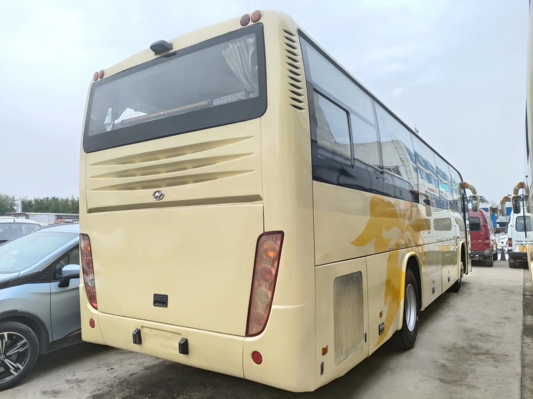 Используемый автобус KLQ6116 Mci использовал более высокий герметизируя двигатель Yuchai двери мест окна 55 одиночный 10,5 метра