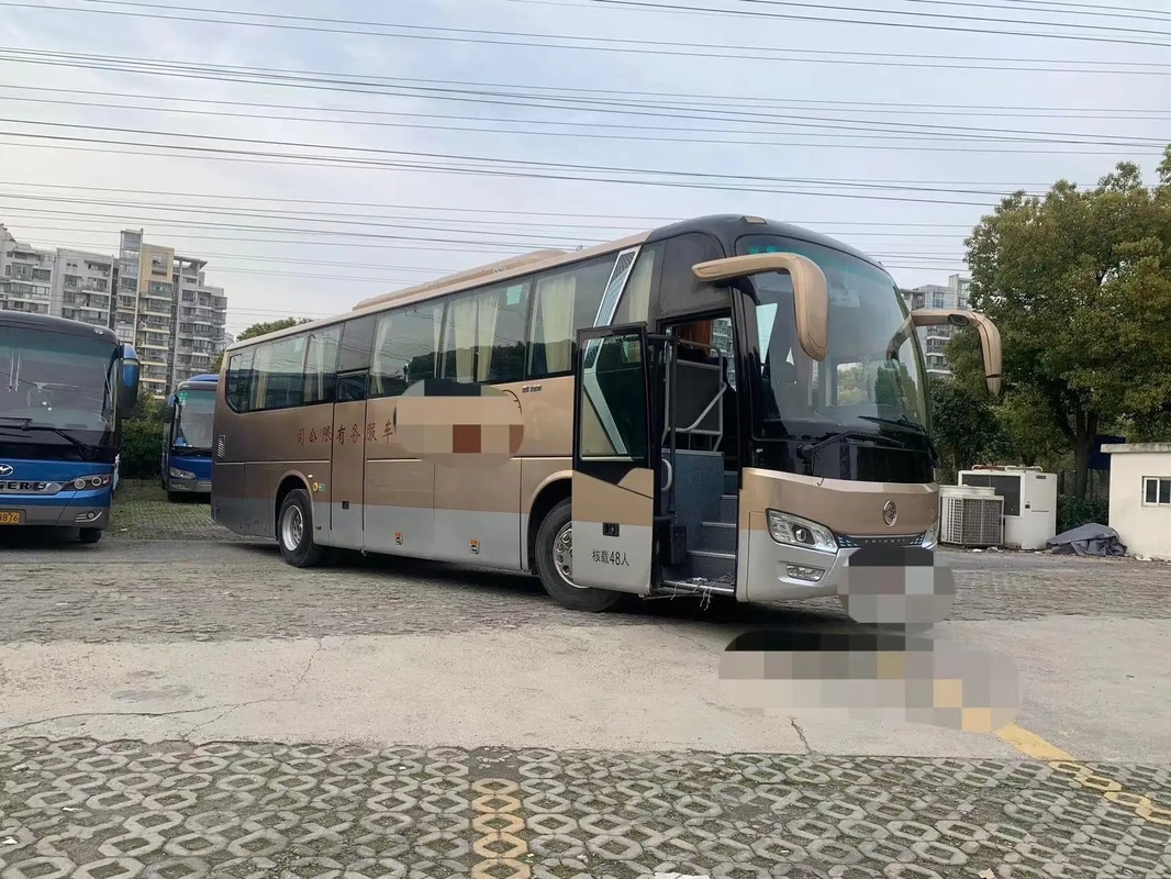 Используемый автобус 90% новые 48 тренера усаживает двигатель 100km/h дракона XML6112 Weichai 2-ого ручного привода золотой