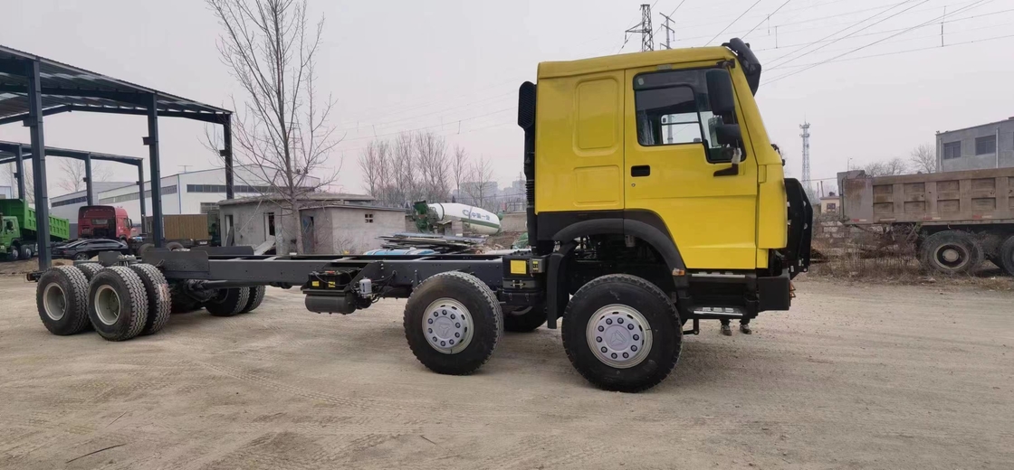 Используемое шасси тележки груза Sinotruck Howo режима привода тележек 8×4 груза 11 метр длиной 12 автошины