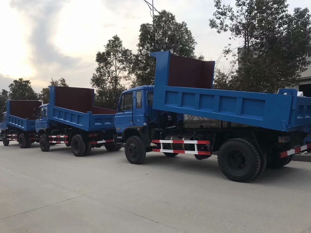 Используемая снаряженная масса модели привода бренда 4×2 Dongfeng тележки Tipper света цвета сброса тележки голубая 6 тонн RHD