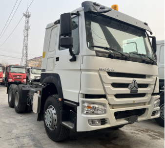 Используемый двигатель 430hp 12 Weichai модели привода цвета 6×4 дизельных тележек белый зацепляет стандартный трактор Howo кабины