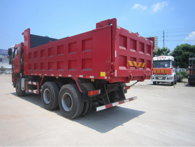 Используемая тележка Tipper RHD цилиндров FAW стандарта эмиссии 6 ЕВРО II кабины режима привода самосвалов 6×4 плоская