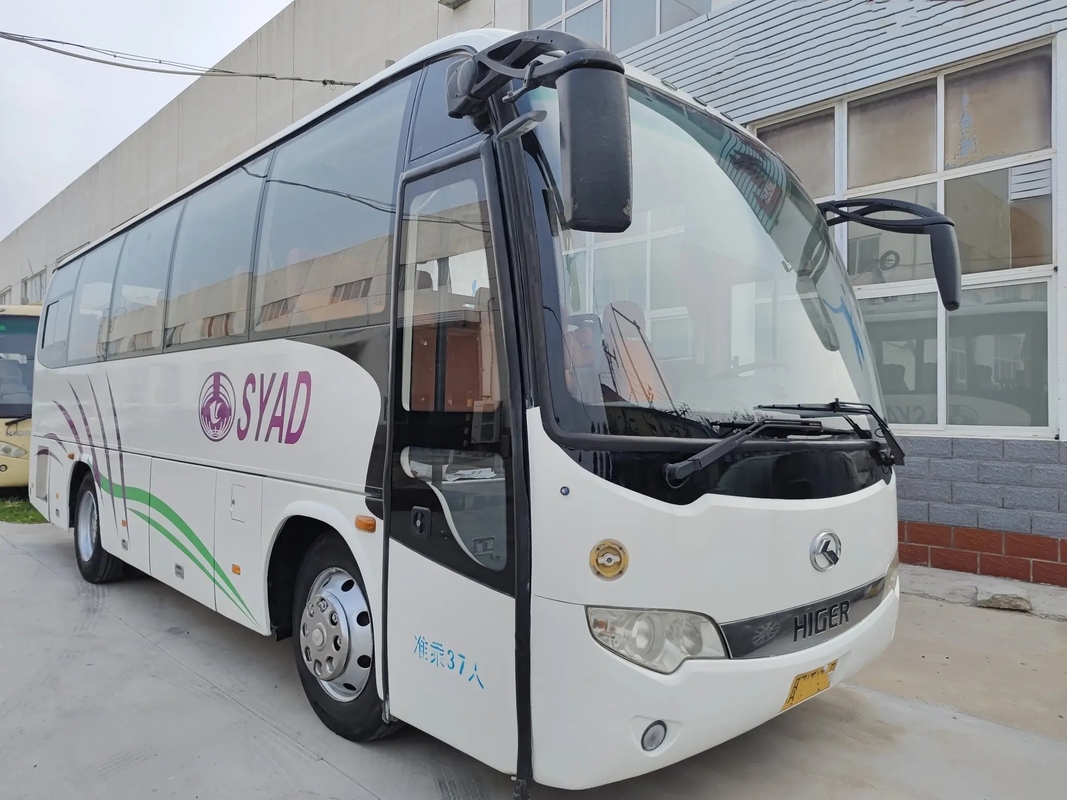 Используемый автобус KLQ6856 коммерчески ручного привода левой стороны цвета мест шкафа багажа 37 двигателя 200hp Yuchai автобуса белого более высокий