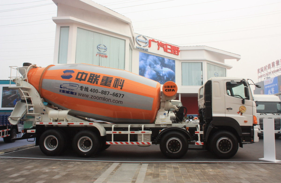 Грузовики Бетонный смеситель 350 л.с. Zoomlion Tanker 8*4 Hino смешивающий Евро 3 Использование в Африке