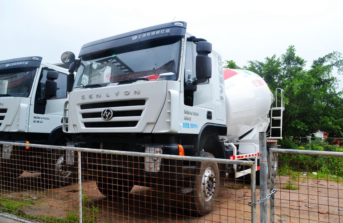Hongyan 6*4 Iveco Малый бетонный смеситель 5 кубических 10 шины Левостороннее управление Евро 4