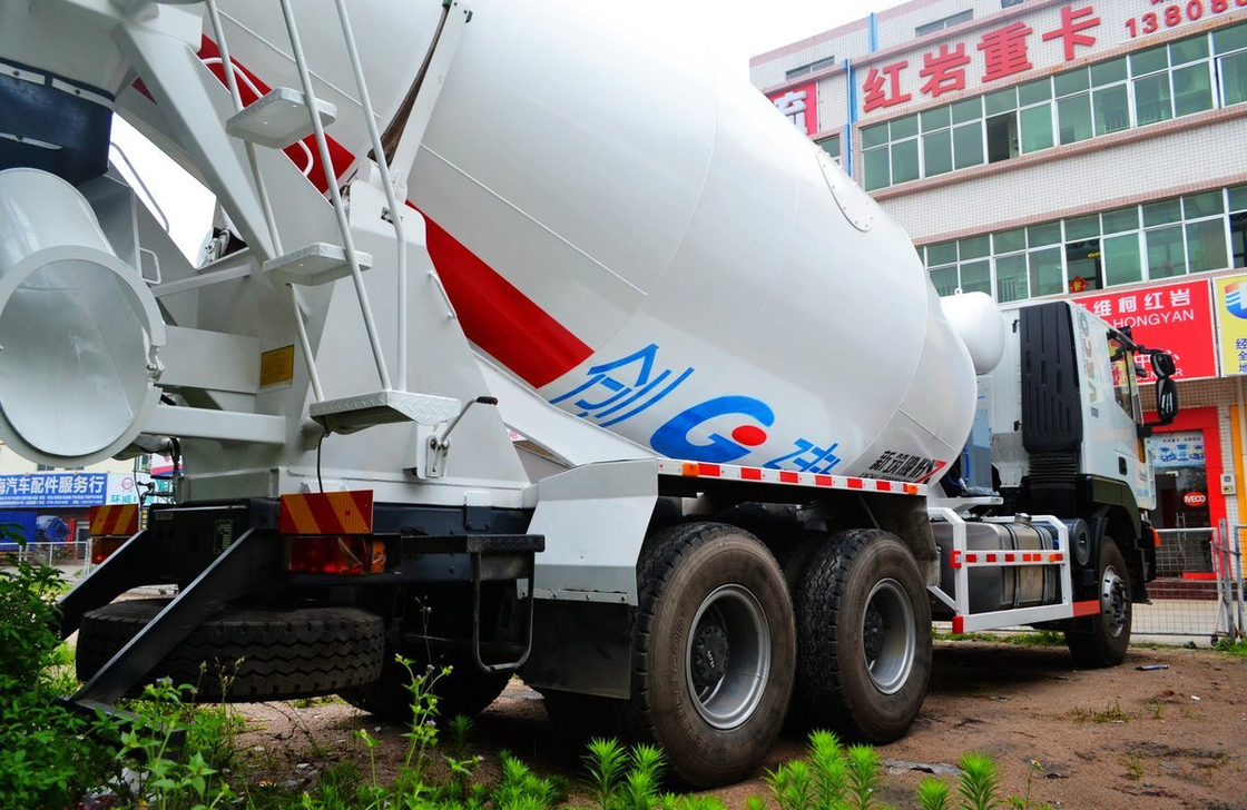Hongyan 6*4 Iveco Малый бетонный смеситель 5 кубических 10 шины Левостороннее управление Евро 4