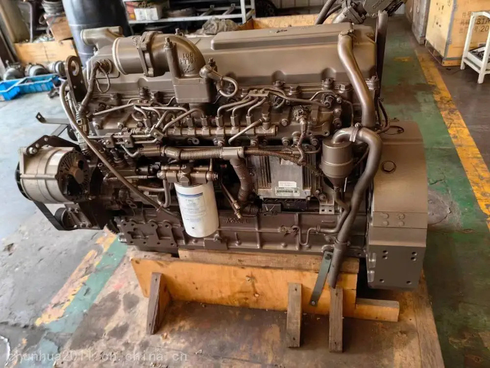 Автобусные запасные части YuChai6L260-42 Двигатель Евро 4 Дизель 260 Максимальная лошадиная сила