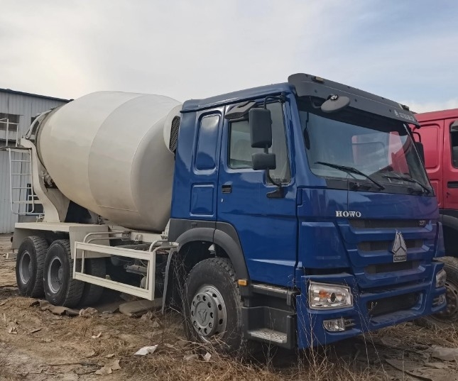 Самая низкая цена смесителя 10 колес HOWO 6X4 8cbm 9cbm 371HP бетонный смеситель грузовик