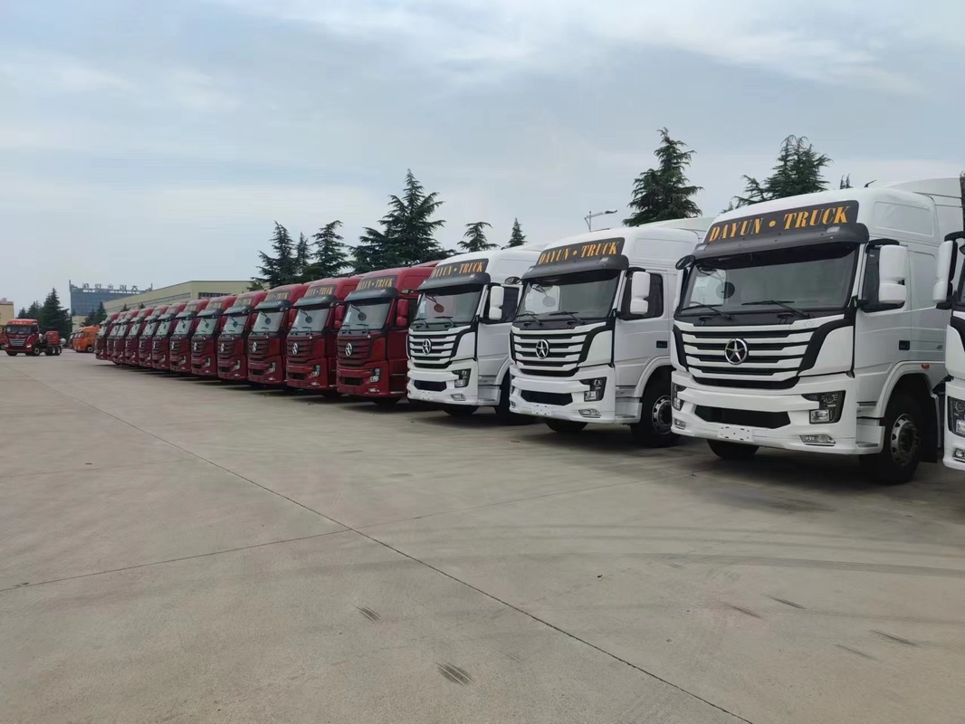 Тракторы 6х4 Dayun Prime Mover CNG Круизный диапазон 800 км Евро 3 Выбросы 400 л.с.